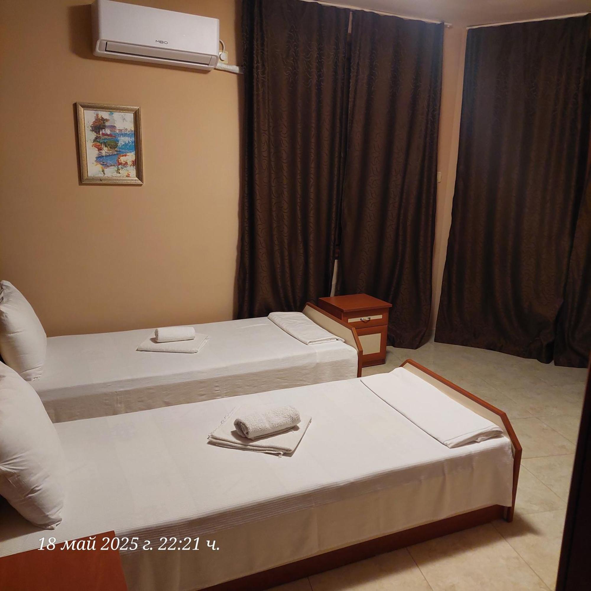 Hristovi Apartments & Studios Pomorie Exterior photo